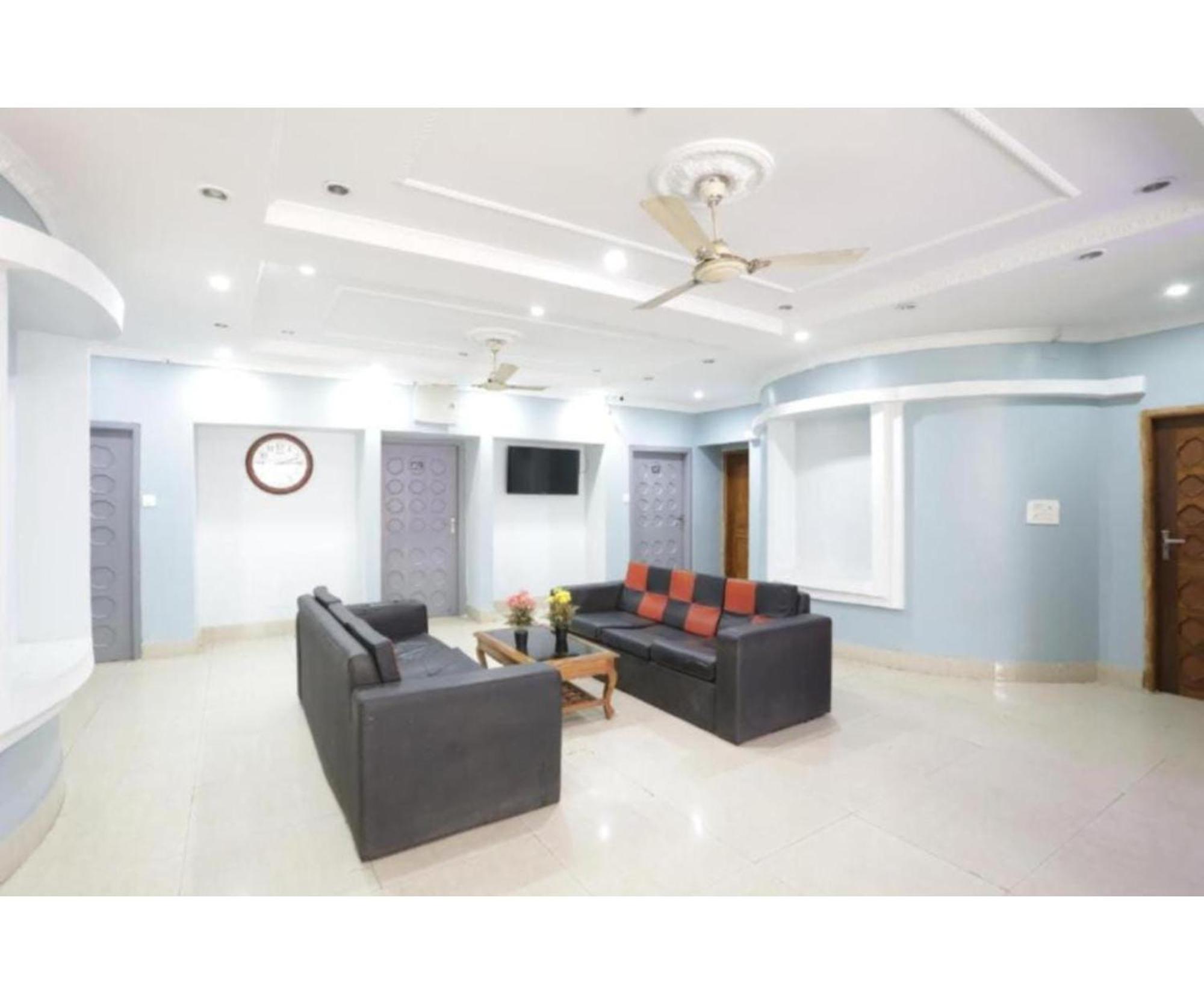 Day S Inn Luxury Stay Near Care Hospital In Budget Friendly Price Best Seller Bhubaneswar Ngoại thất bức ảnh