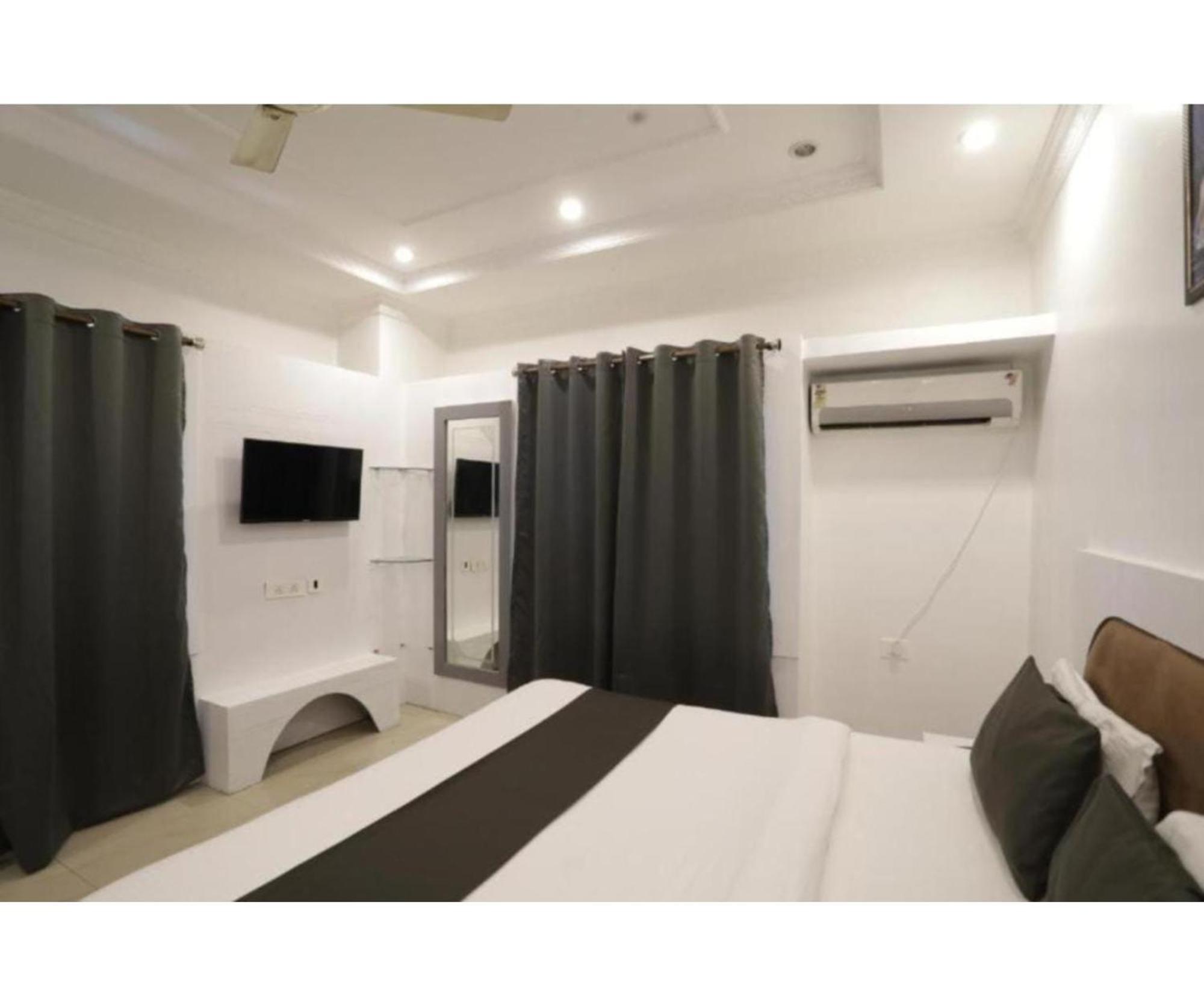 Day S Inn Luxury Stay Near Care Hospital In Budget Friendly Price Best Seller Bhubaneswar Ngoại thất bức ảnh