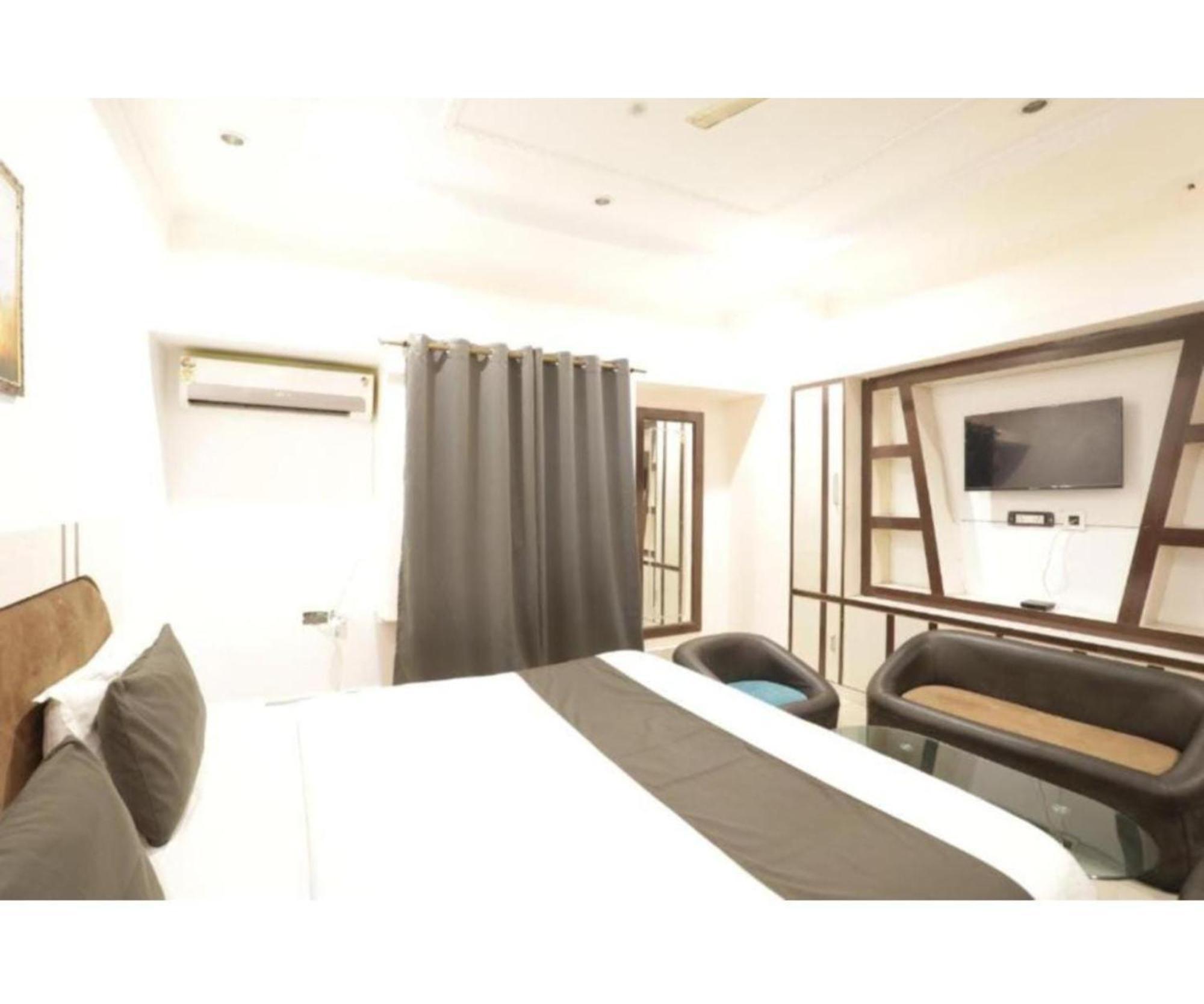 Day S Inn Luxury Stay Near Care Hospital In Budget Friendly Price Best Seller Bhubaneswar Ngoại thất bức ảnh