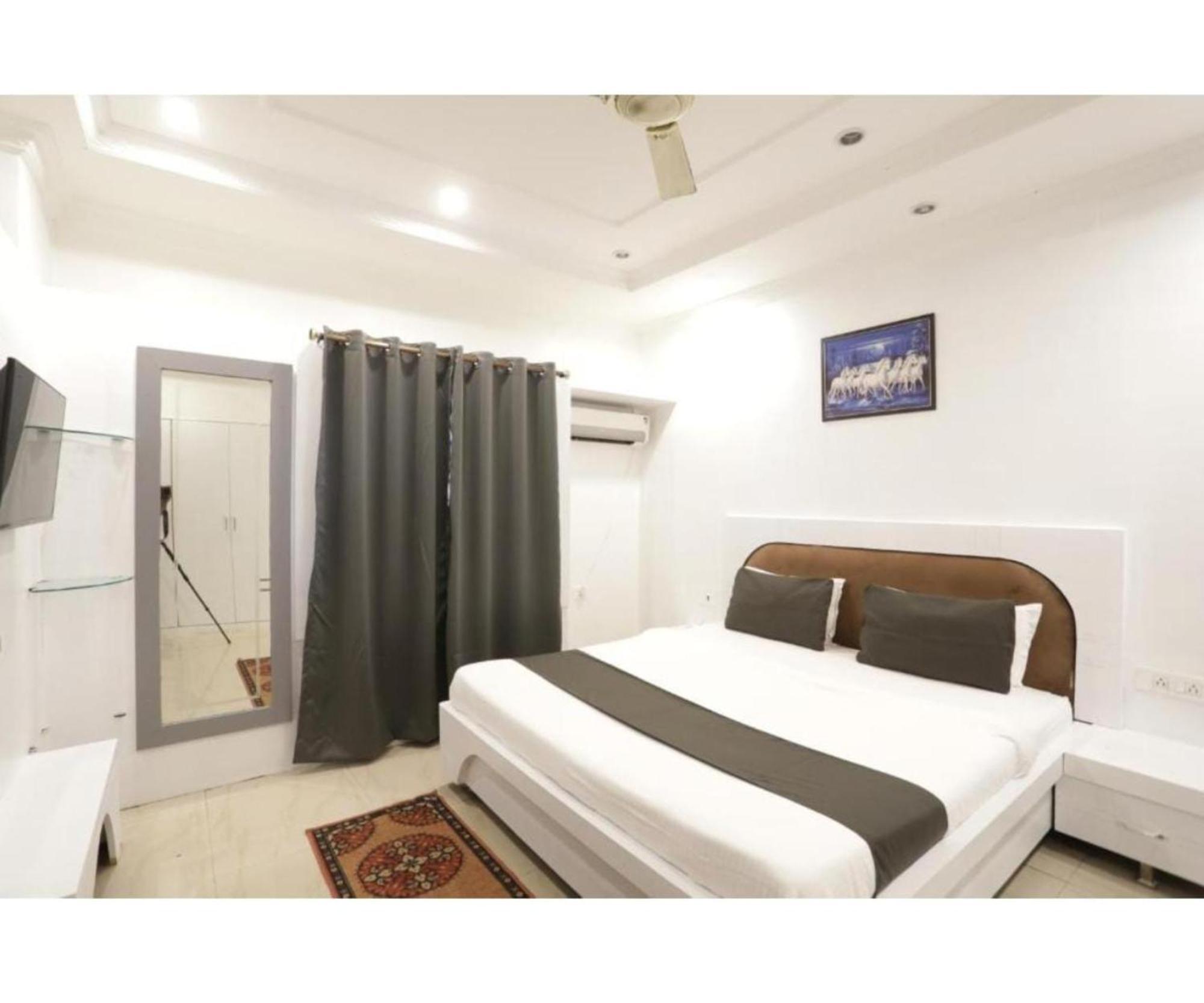 Day S Inn Luxury Stay Near Care Hospital In Budget Friendly Price Best Seller Bhubaneswar Ngoại thất bức ảnh