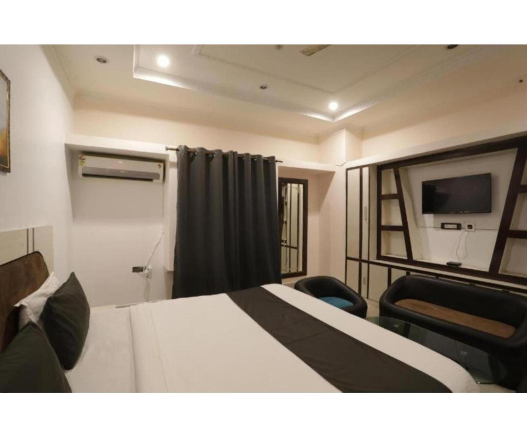 Day S Inn Luxury Stay Near Care Hospital In Budget Friendly Price Best Seller Bhubaneswar Ngoại thất bức ảnh